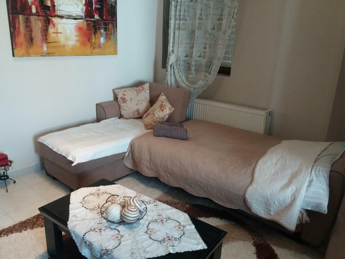 Filoxenia - Kalamaria Apartment